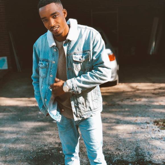 xavierlewis2097